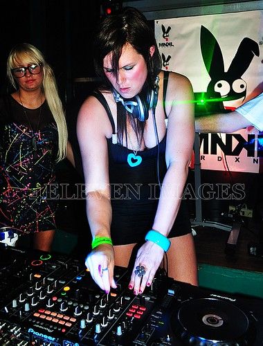 Kelly mixing on Pioneer decks at a Minx night